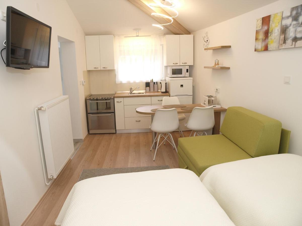 Cozy Studio Apartment Tian In Zagreb Extérieur photo